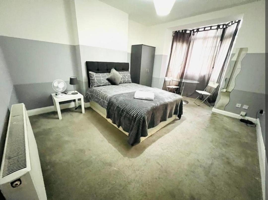 Tower Bridge Family Flats Apartment ลอนดอน ภายนอก รูปภาพ